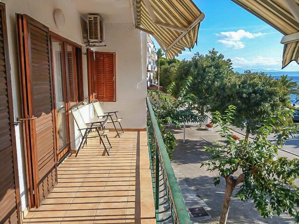 Apartman Melis Lägenhet Podgora Exteriör bild